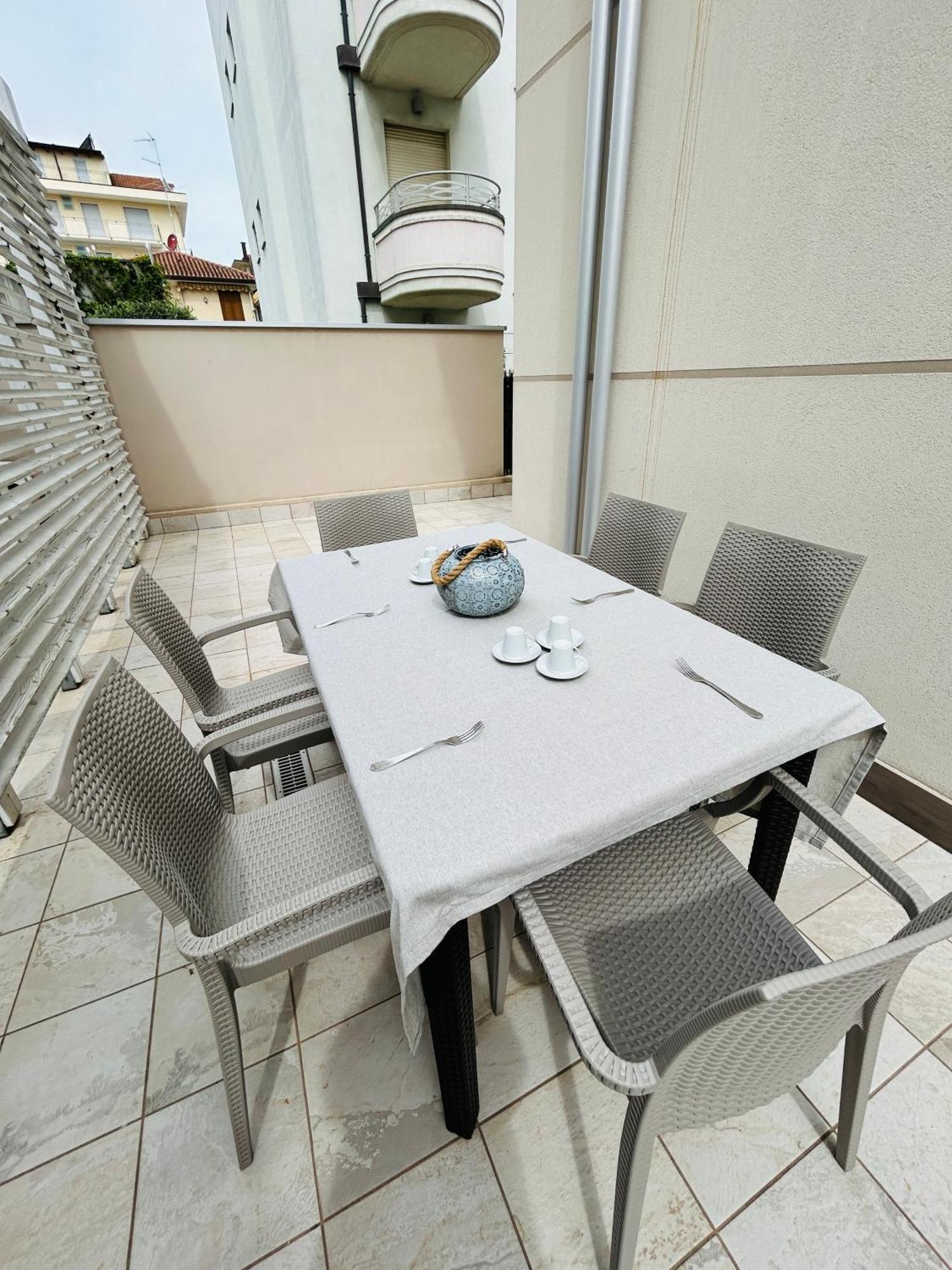Appartamento Menotti 3A-Flexrent Abissinia Riccione Esterno foto